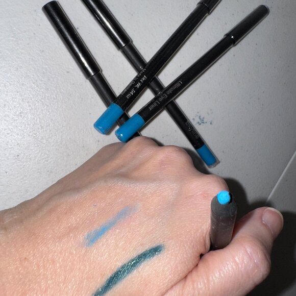 OSP Cosmetics Ultimate Eye Liner Pencil in Skyline, Opened - Picture 8 of 12